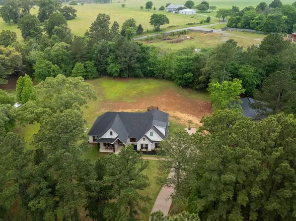 18348 N Lakeview Dr, Troup, TX 75789