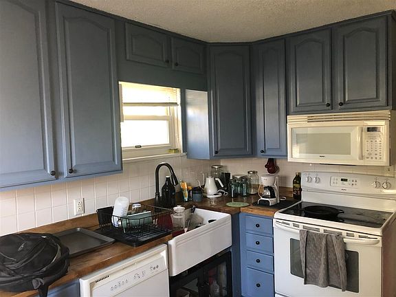 4th image of 2226 College Ave