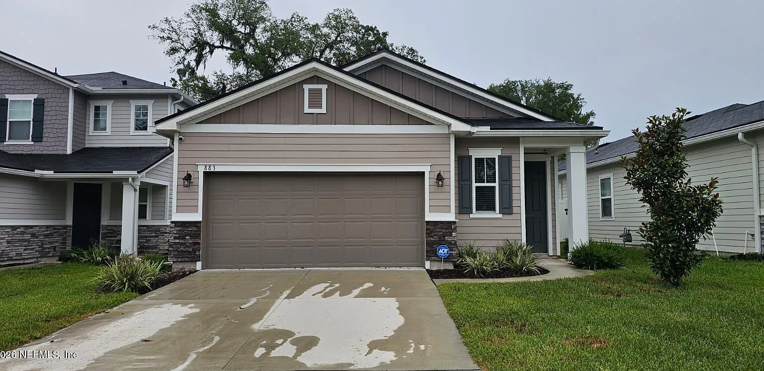 3 bed, 2.0 bath, 1696 sqft, $1,900 — Photo 1