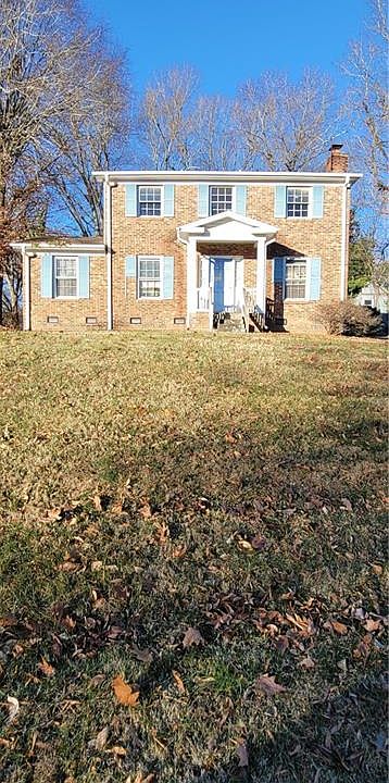 1st image of 3020 Royalton Dr