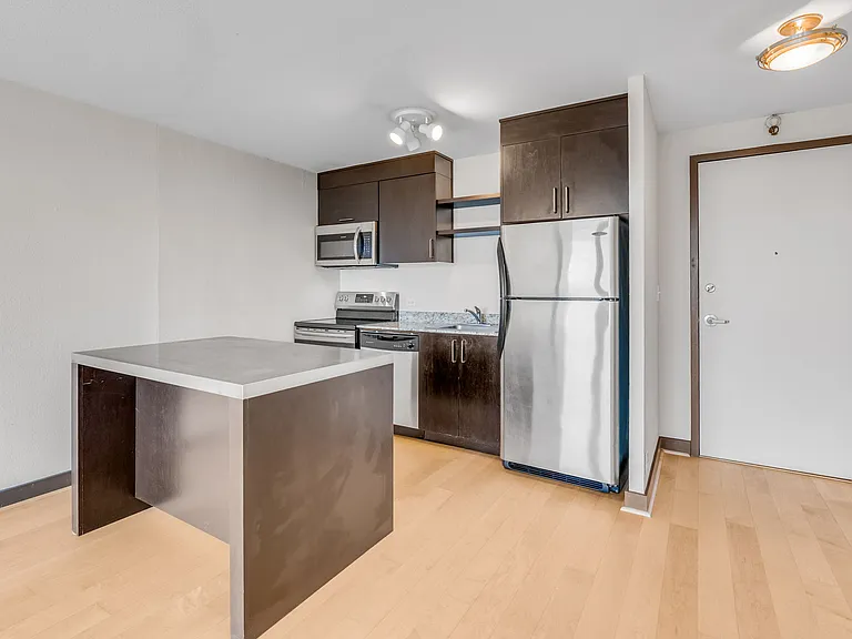 255 SW Harrison St #21G — Photo 8