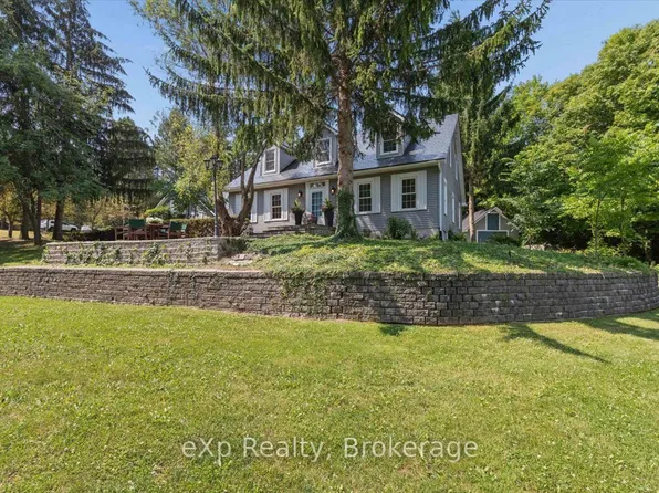 2039 Blacklock St, Milton, ON L0P 1B0