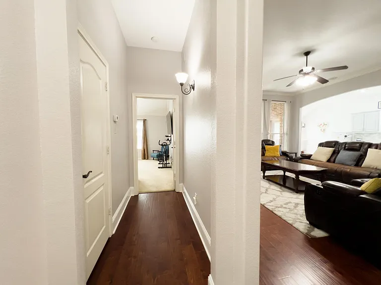 5915 Ivy Glen Dr — Photo 11