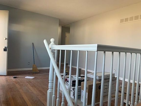 2nd image of 670 Blackbird Dr