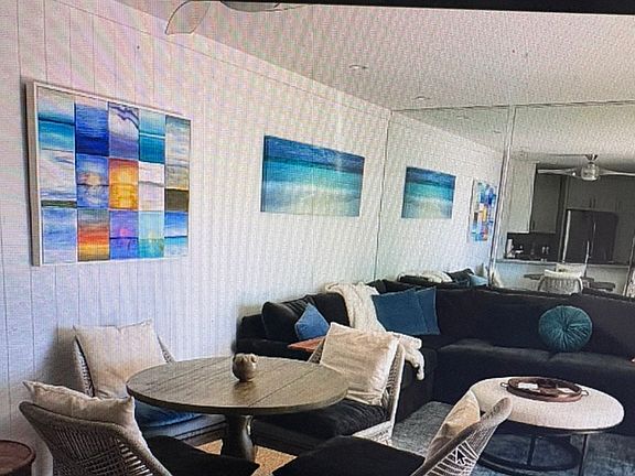 2nd image of 640 The Vlg Unit 303