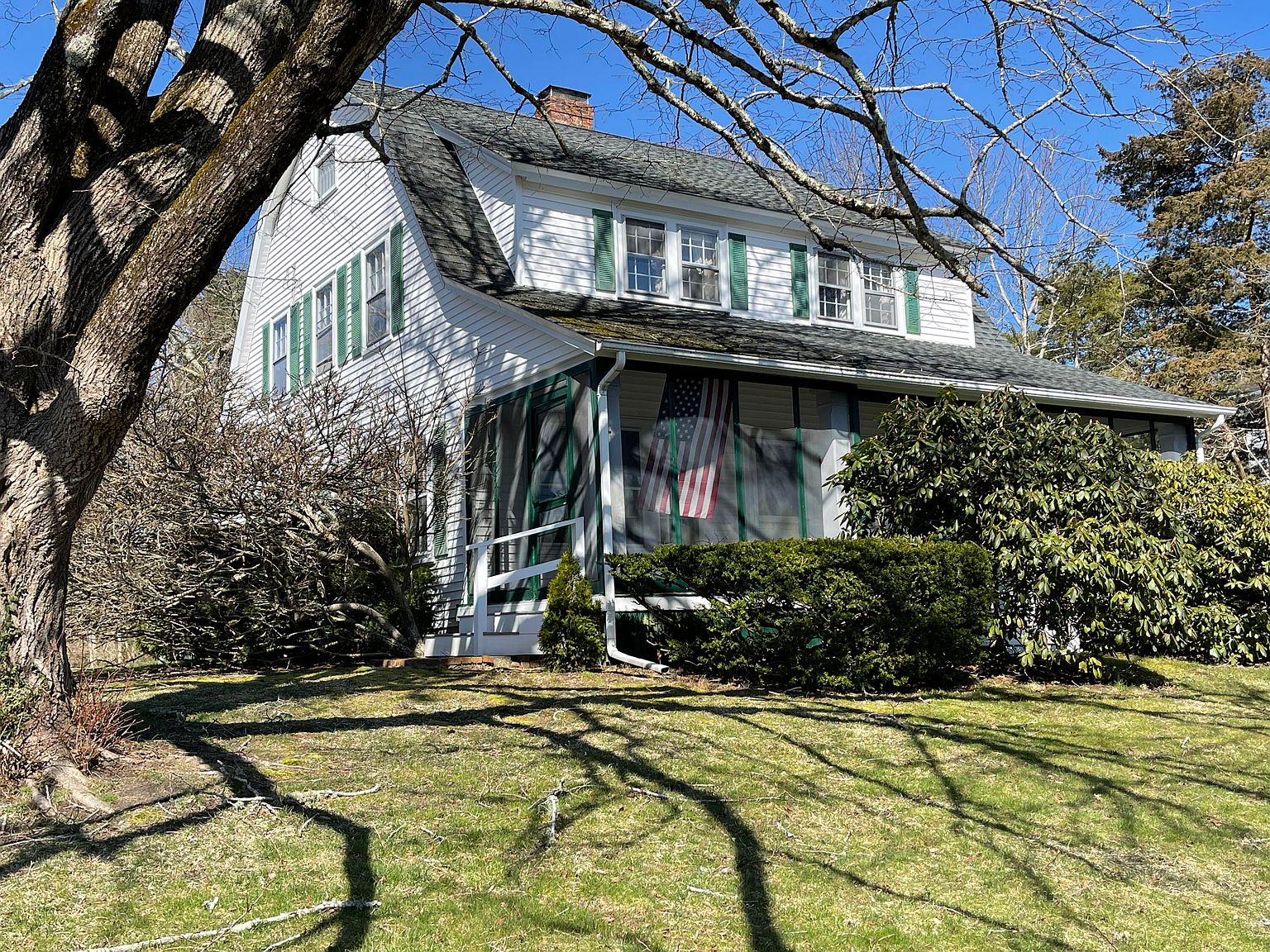 1045 Main Street, Cotuit, MA 02635 Zillow