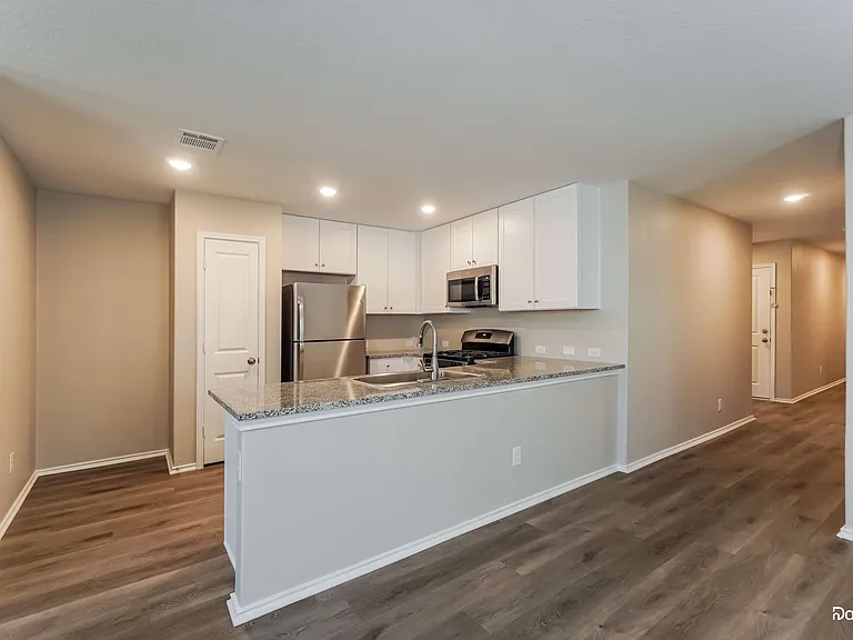 5355 Fair Moon Dr — Photo 2