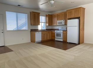 1613 Clover Ln, Santa Rosa, CA 95401