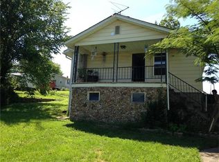 1200 S 3rd St, De Soto, MO 63020