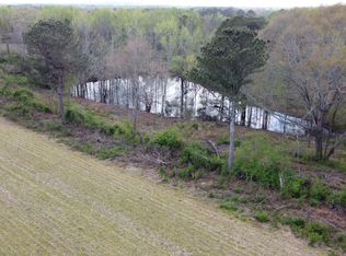 Walker Dr, Boaz, AL 35956