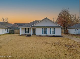 88 Rooker Dr, Jackson, TN 38305