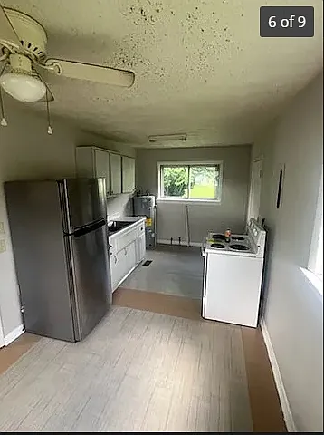 113 Trinity St N — Photo 2