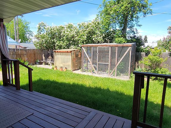 4th image of 608 6th St E