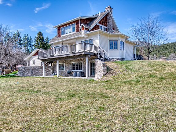 2nd image of 3544 McIntosh Ln