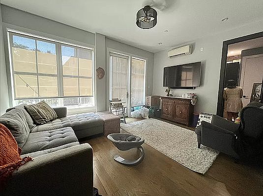 1st image of 479 3rd Ave #2A