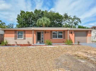 2325 Grandin St, Holiday, FL 34690