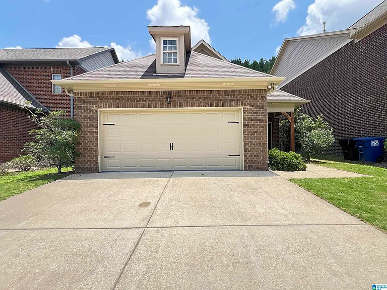 5556 Park Side Rd — Photo 1