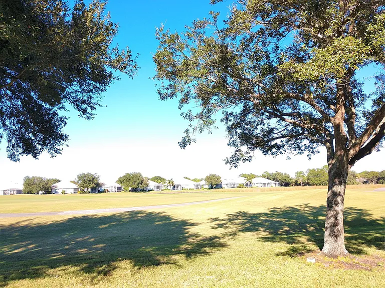 629 Back 9 Dr — Photo 12