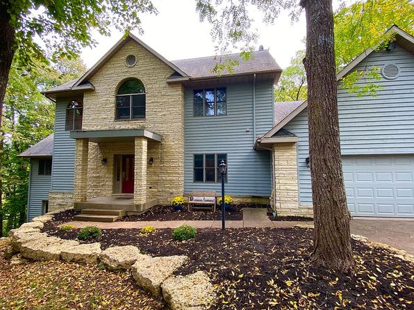 17 Cinnamon Dr