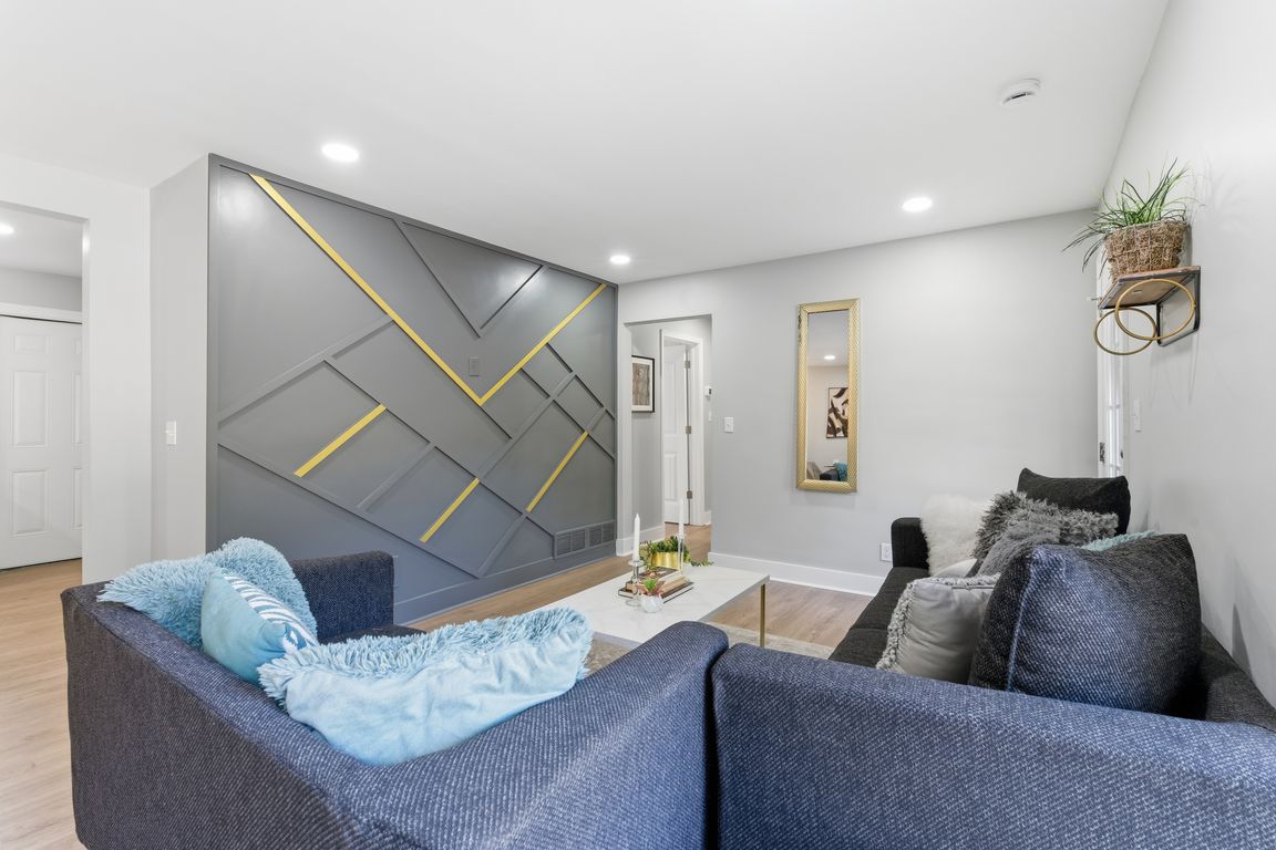 next background image