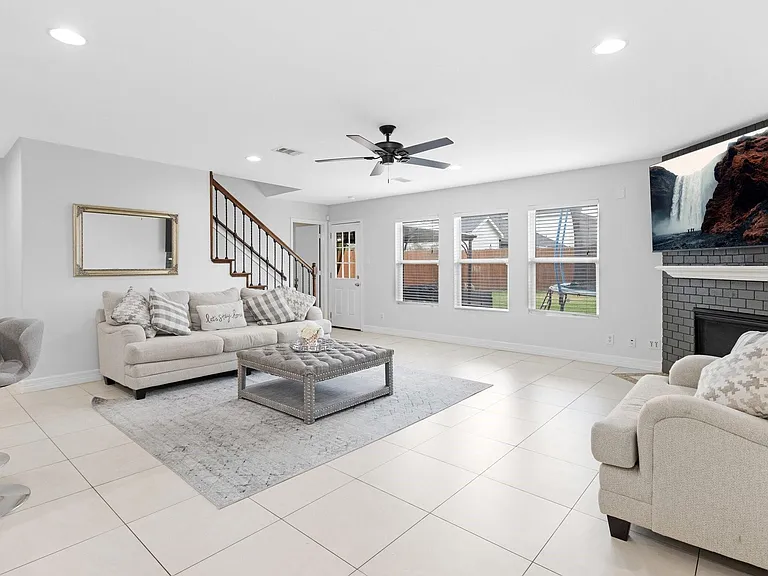 3507 Clipper Winds Way — Photo 3