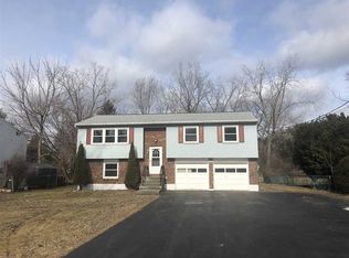 273 3rd Ave Ext, Rensselaer, NY 12144