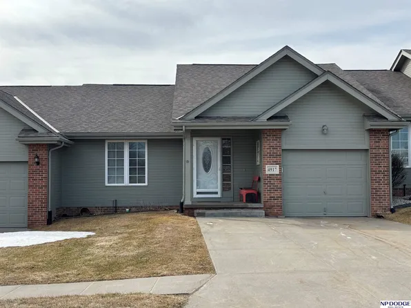 4917 Shannon Dr, Papillion, NE 68133