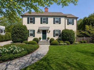 93 Summit Rd, Riverside, CT 06878