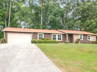 2795 Fox Hall Ln N, Atlanta, GA 30349