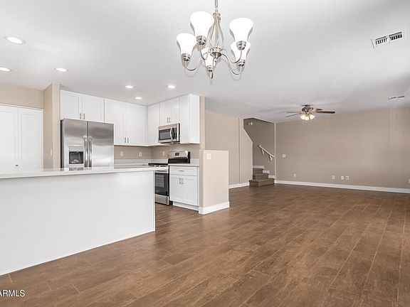 5th image of 42056 W HILLMAN Drive