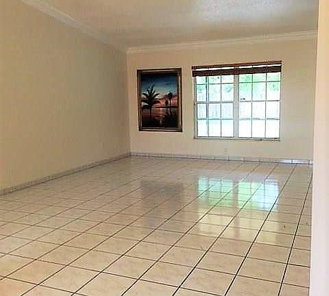 4th image of 9120 N Lake Miramar Cir