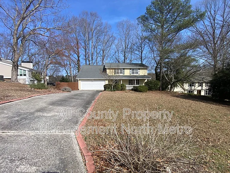 320 Six Branches Ct — Photo 1