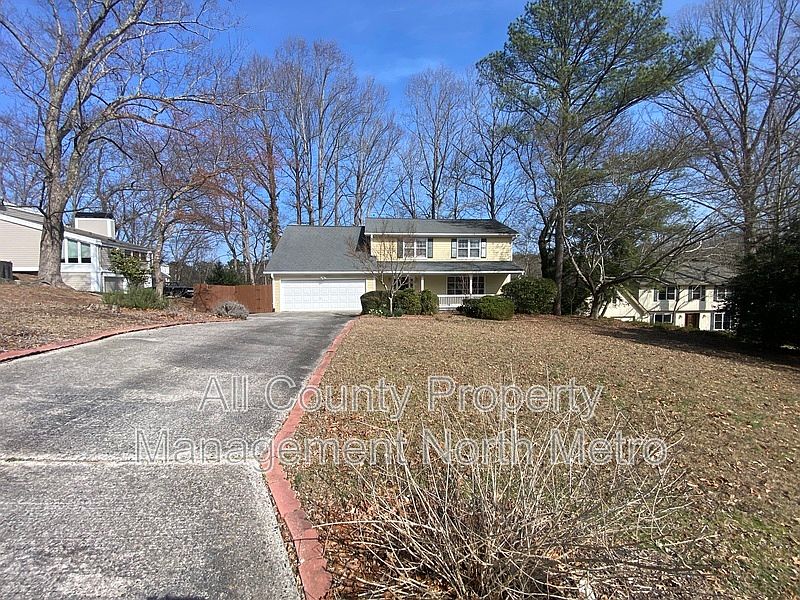 1st image of 320 Six Branches Ct