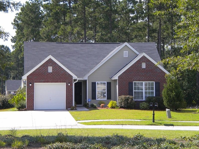1st image of 107 Cranston Ln