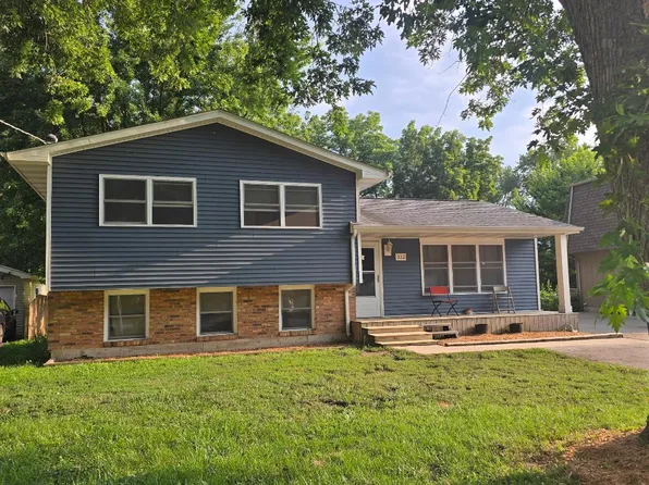 312 E Crofoot St, Sandwich, IL 60548