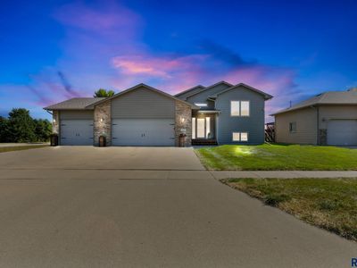 305 W 6th St, Tea, SD, 57064