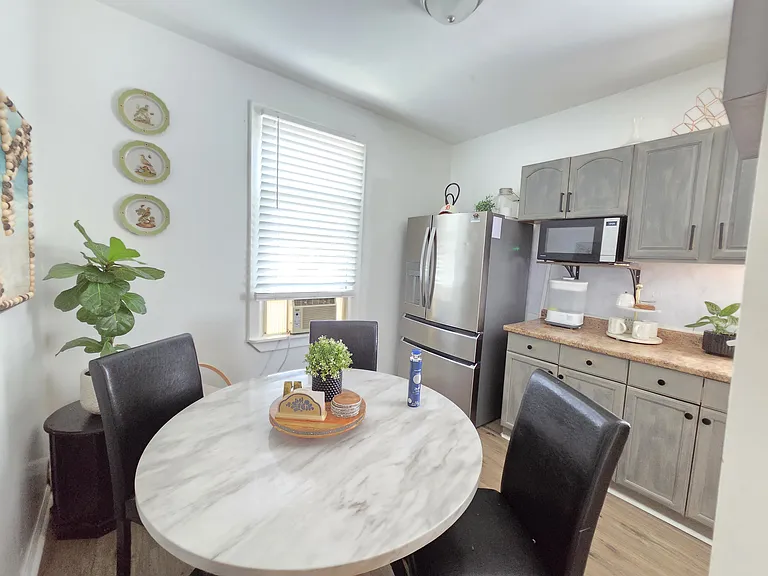 31 Bock Ave #2 — Photo 4