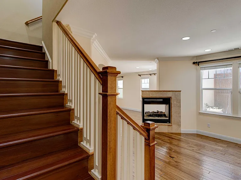 49200 Tulip Ter — Photo 9