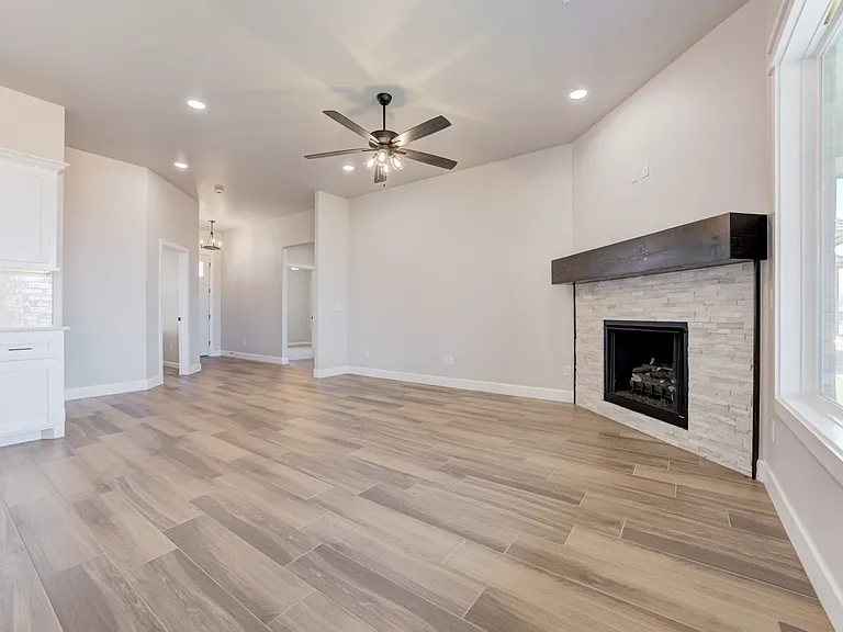 10421 SW 51st St — Photo 7