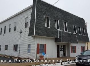 730 Washington Ave APT 7, Muskegon, MI 49441