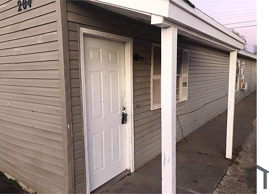 1st image of 204 N Mississippi St #B