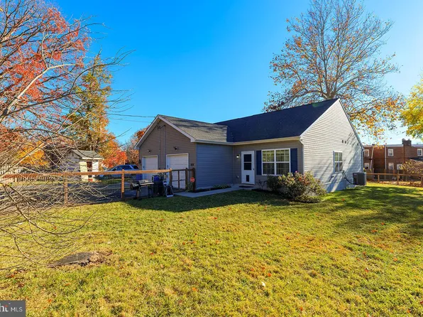 4 Elsmere Blvd, Wilmington, DE 19805