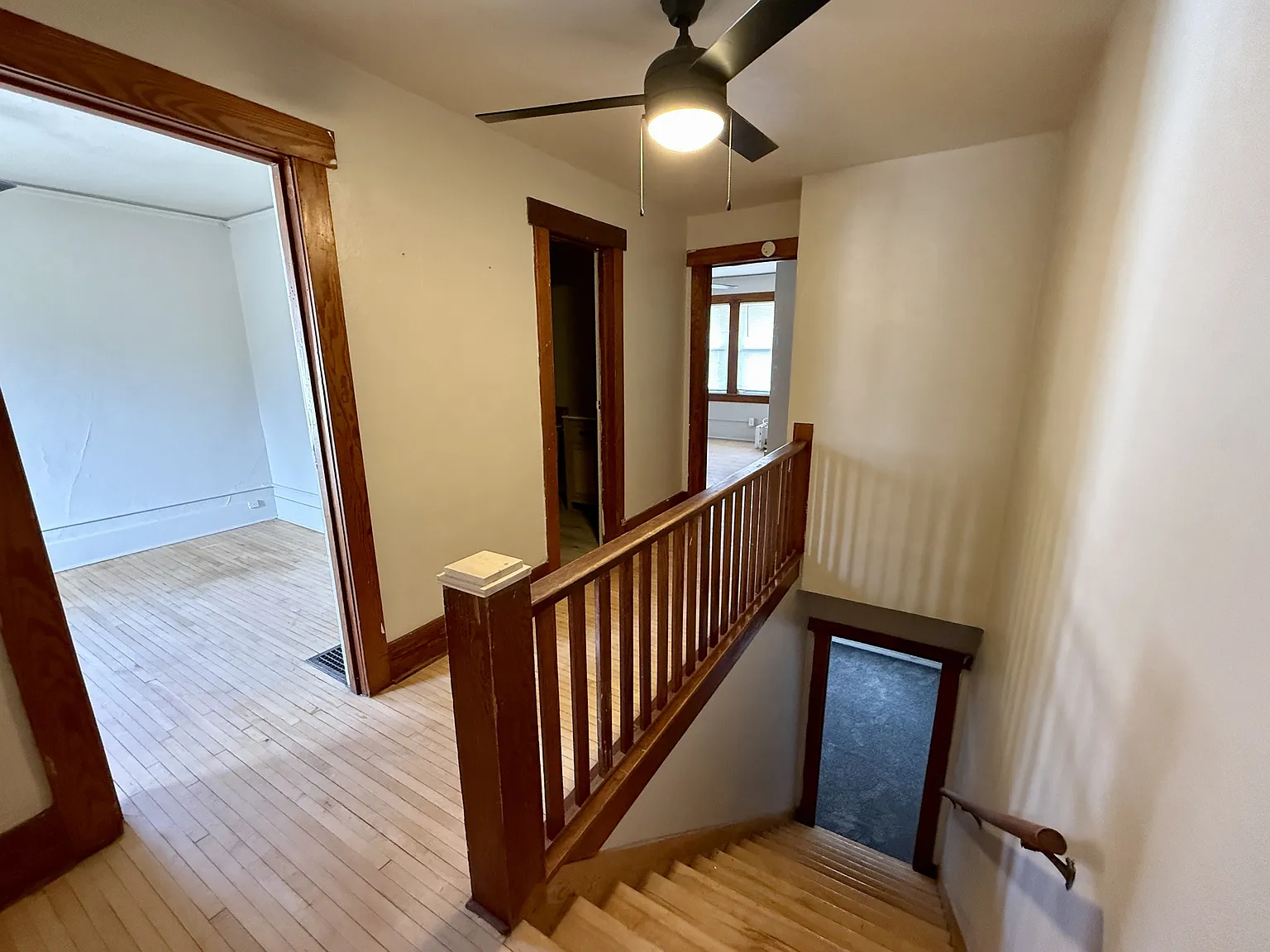200 N Pine - 202 — Photo 4