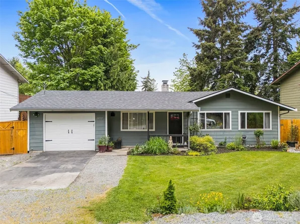 28717 15th Avenue S, Federal Way, WA 98003