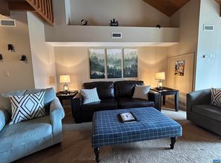 188 Mountain Inn Loop, Wintergreen Resort, VA 22967