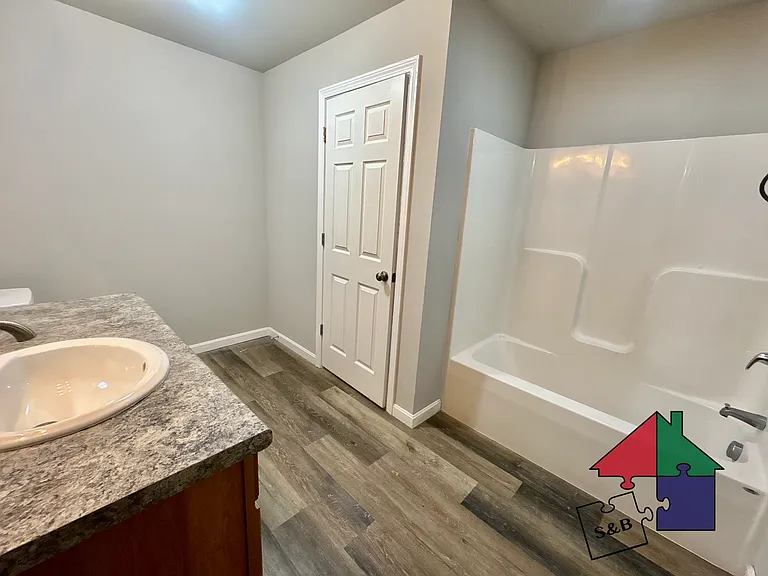57 Green St #107 — Photo 19