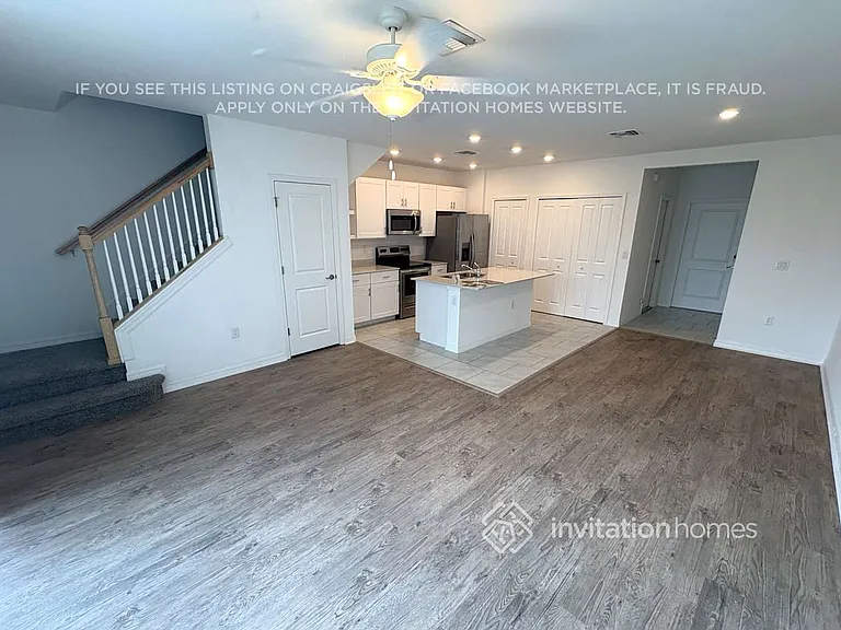 2029 E Landings Way — Photo 3