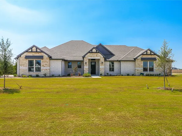 51 Woodbury Ct, Waxahachie, TX 75167