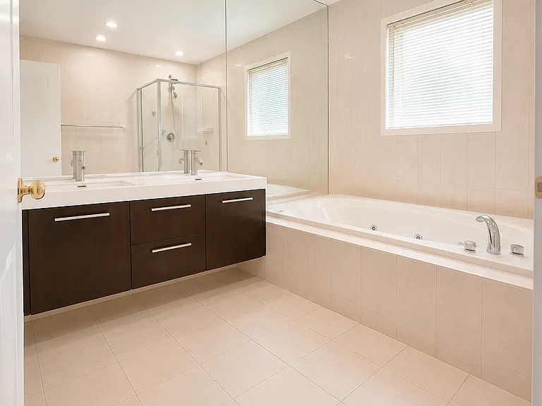 38 Valley Ln E #1 — Photo 6