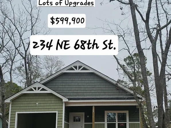234 NE 68th Street, Oak Island, NC 28465